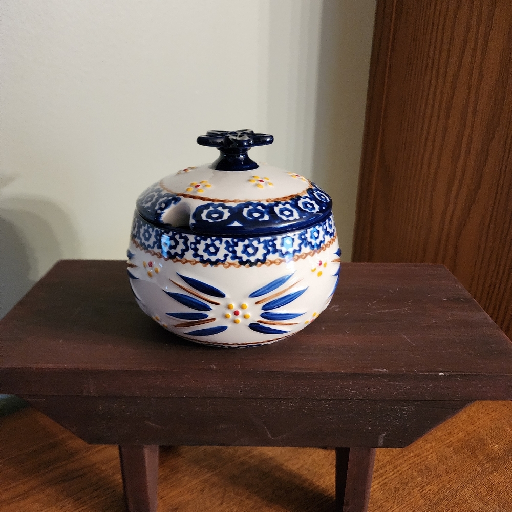 3/$15 Temptations Sugar Bowl W/Lid - Picture 1 of 5